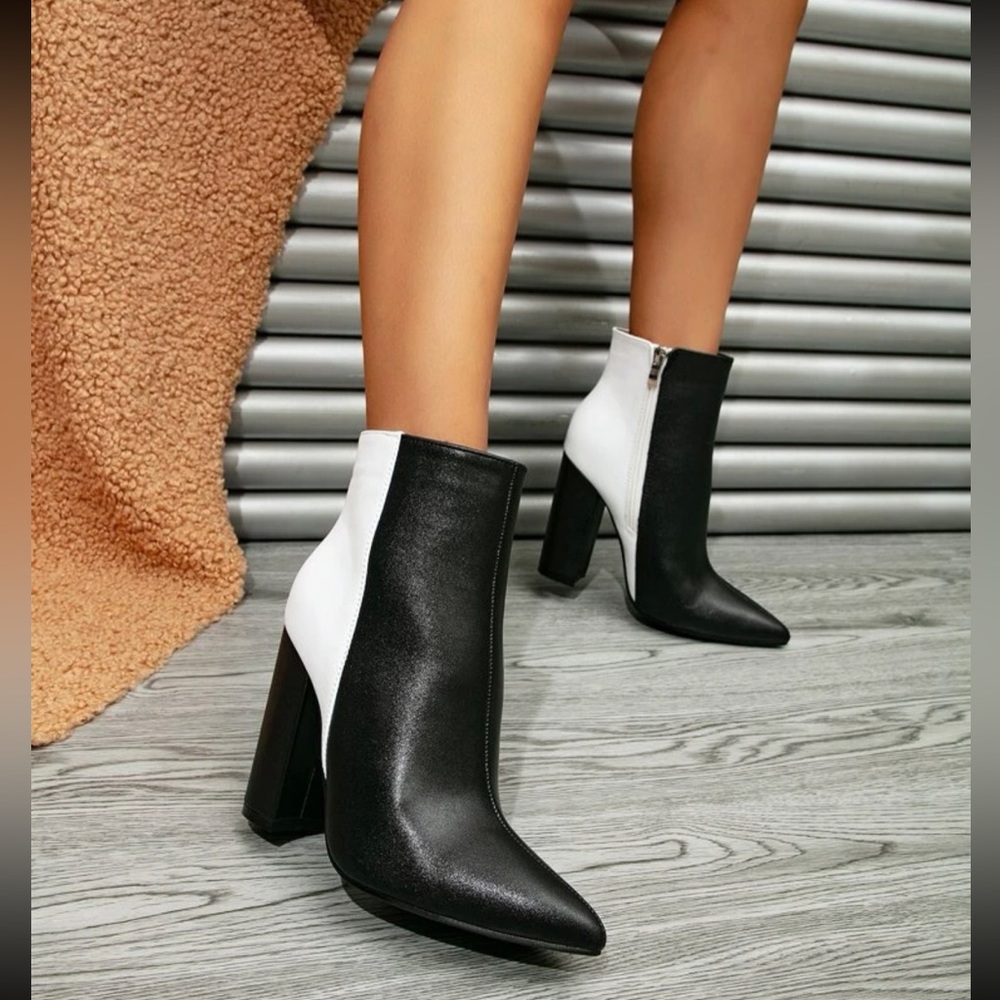 Two Tone Zipper Side Point Toe Chunky Heeled